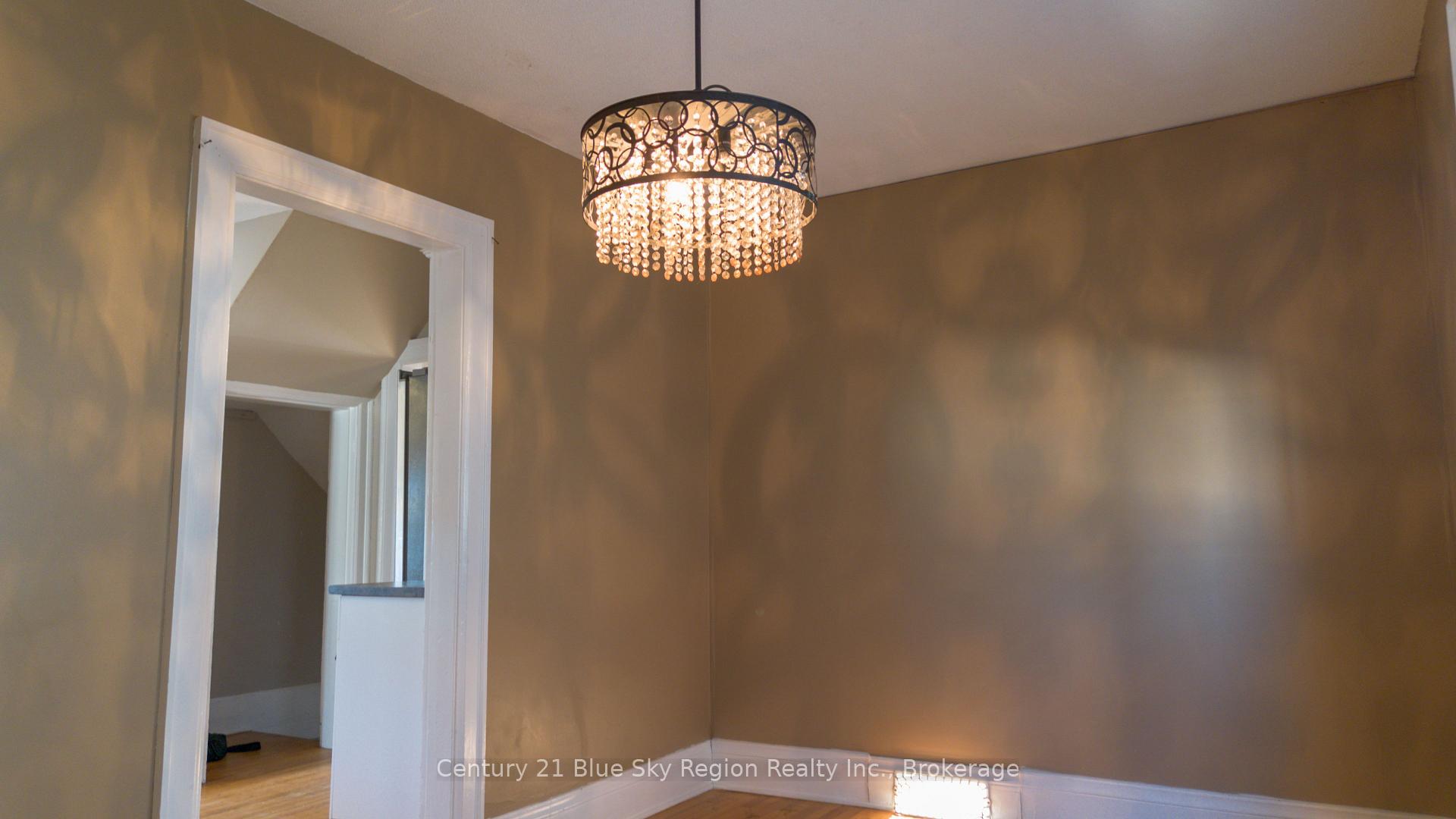 Photo 7 of 482 O'Brien Street, North Bay, Central — HOMEH