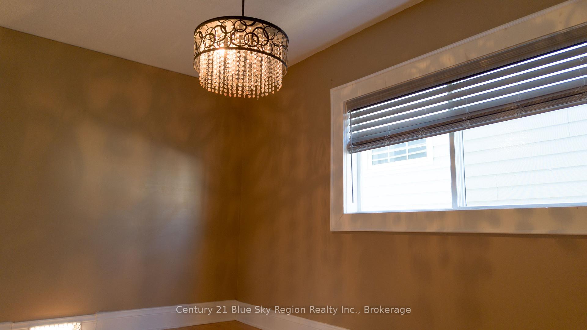 Photo 12 of 482 O'Brien Street, North Bay, Central — HOMEH
