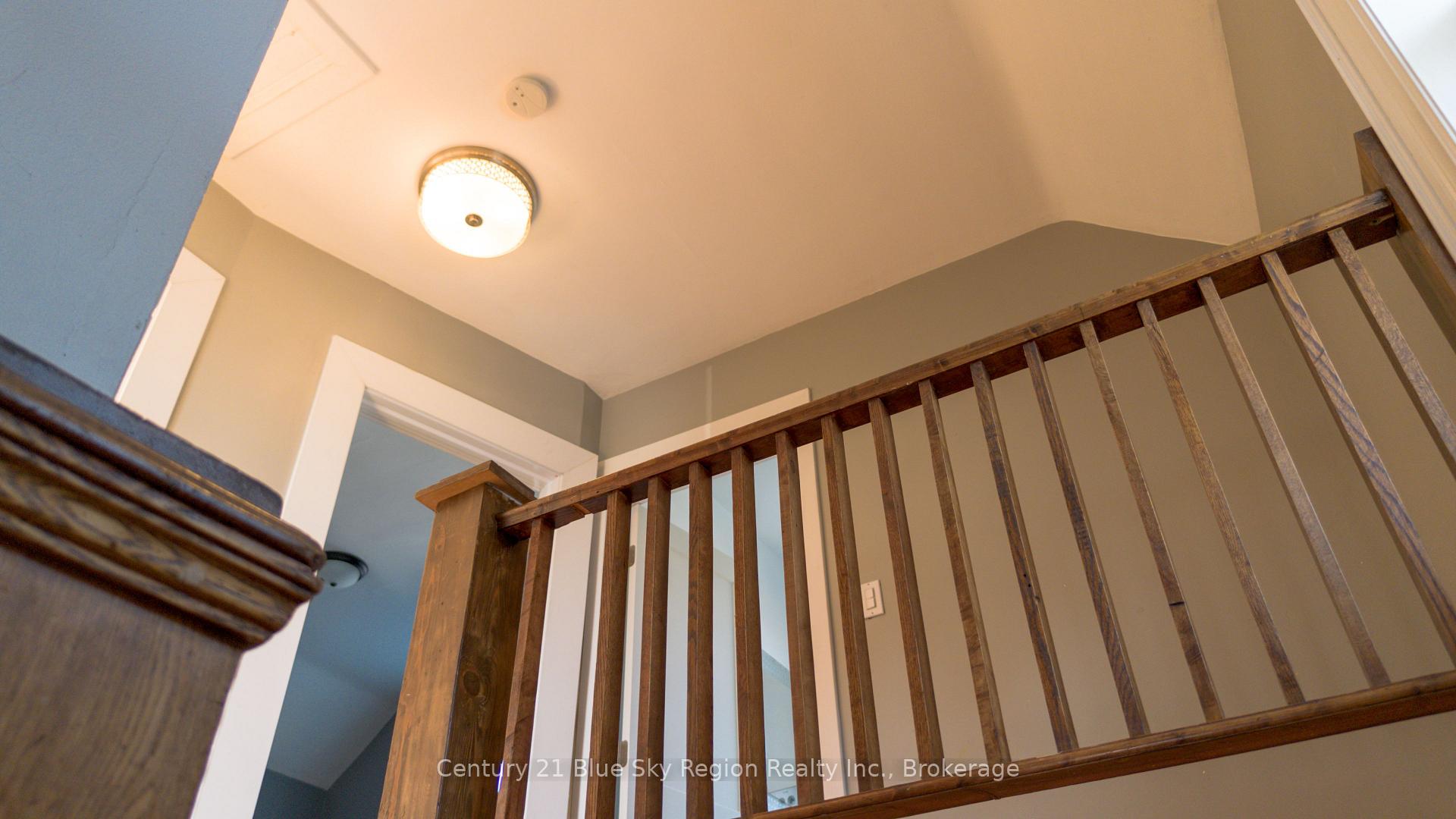 Photo 14 of 482 O'Brien Street, North Bay, Central — HOMEH