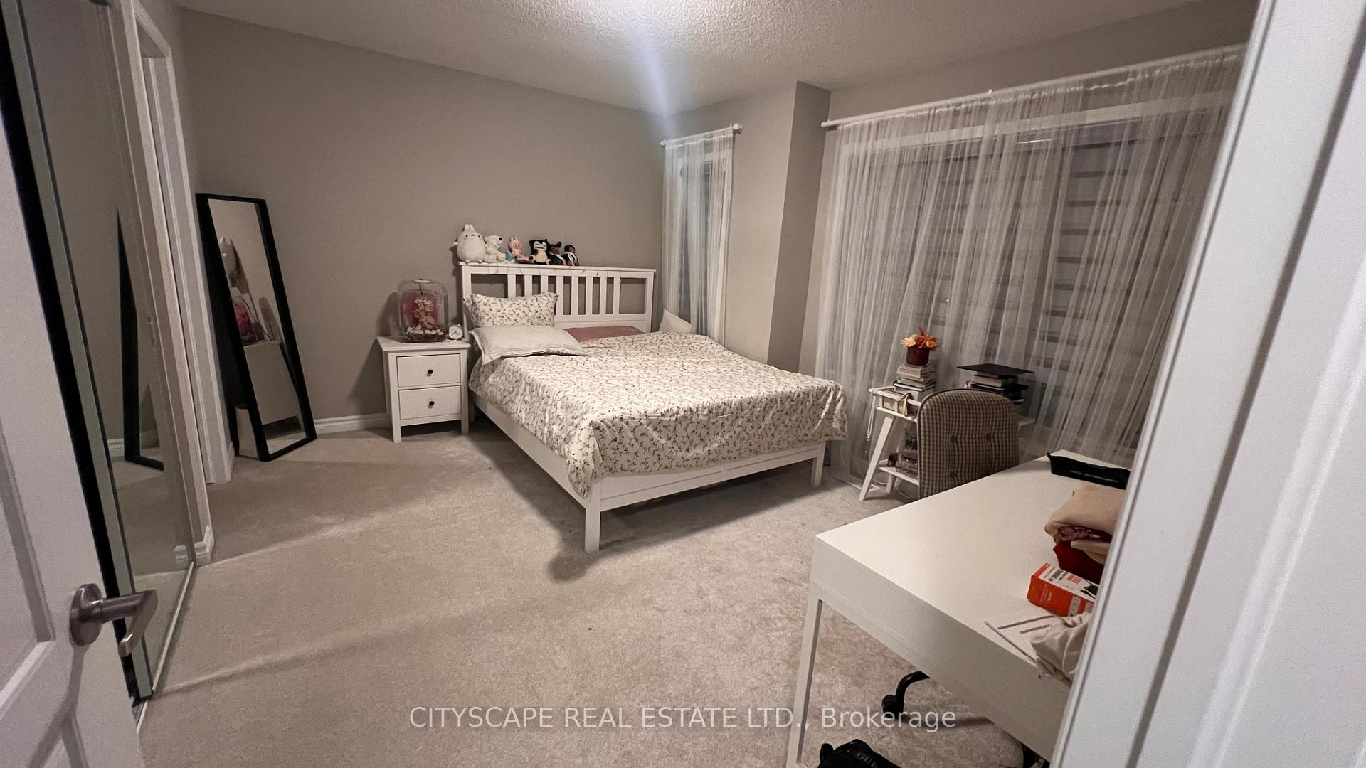 Photo 11 of 1330 Farmstead Drive, Milton, Ford — HOMEH