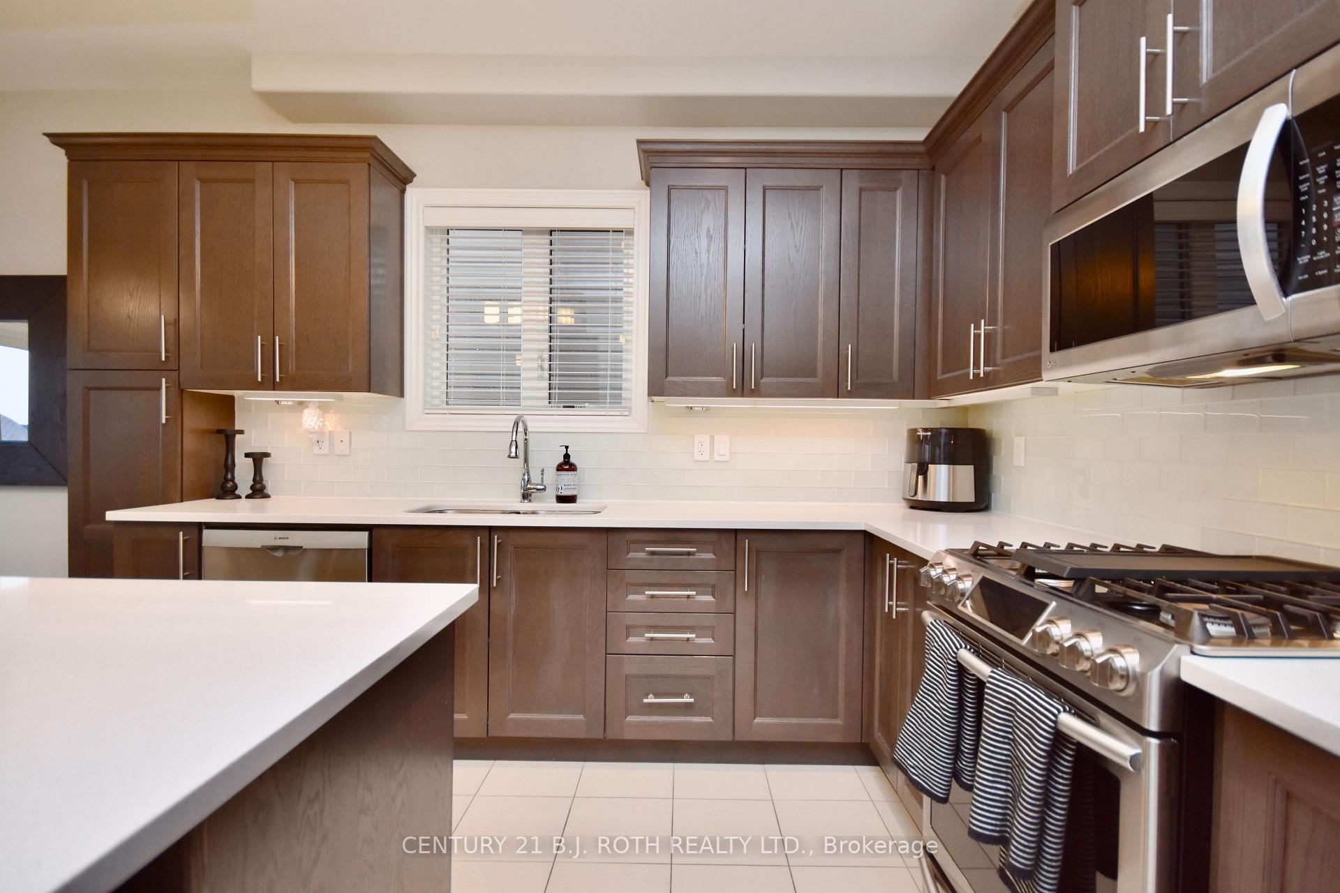 Photo 13 of 3089 Emperor Drive, Orillia — HOMEH