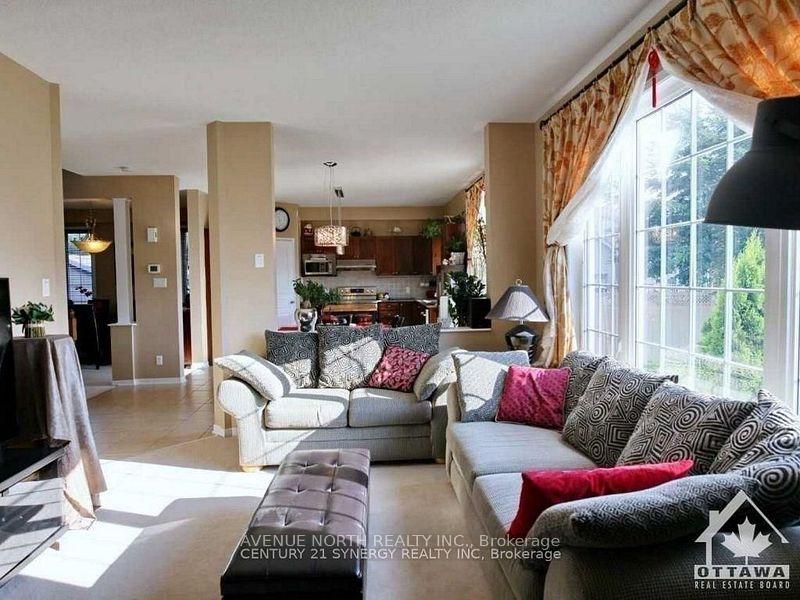 Photo 5 of 521 Jodi Court, Ottawa, Mer Bleue/Bradley Estates/Anderson Park — HOMEH