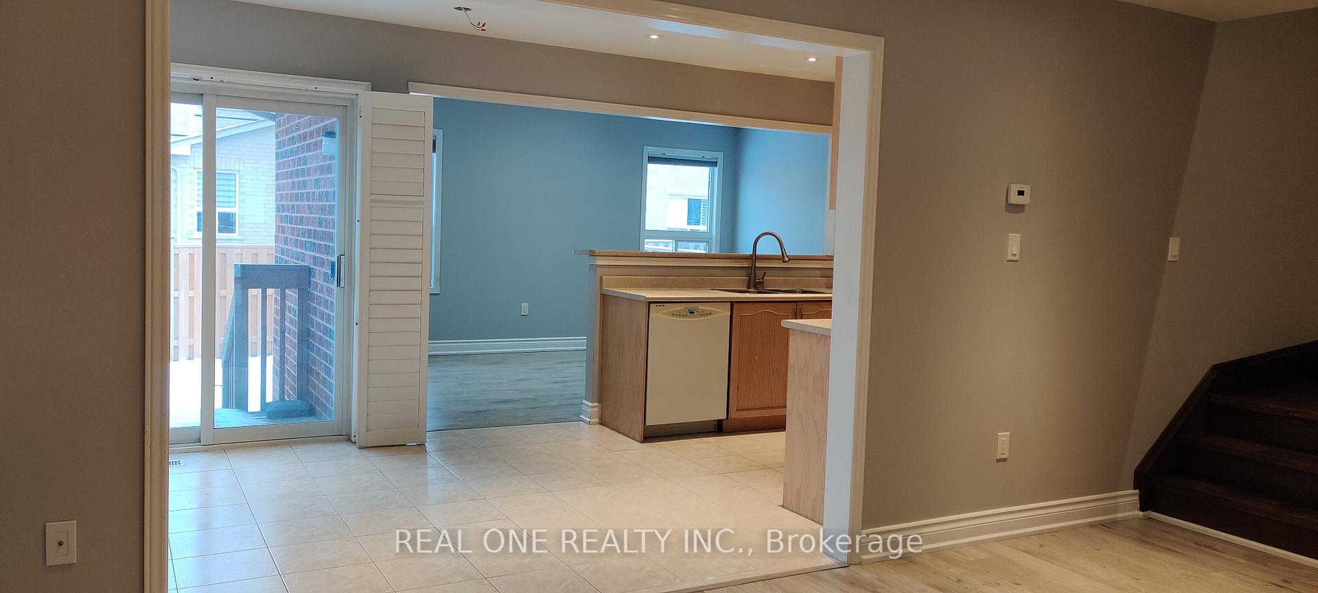 Photo 6 of 63 Briarcrest Drive, Markham, Berczy — HOMEH