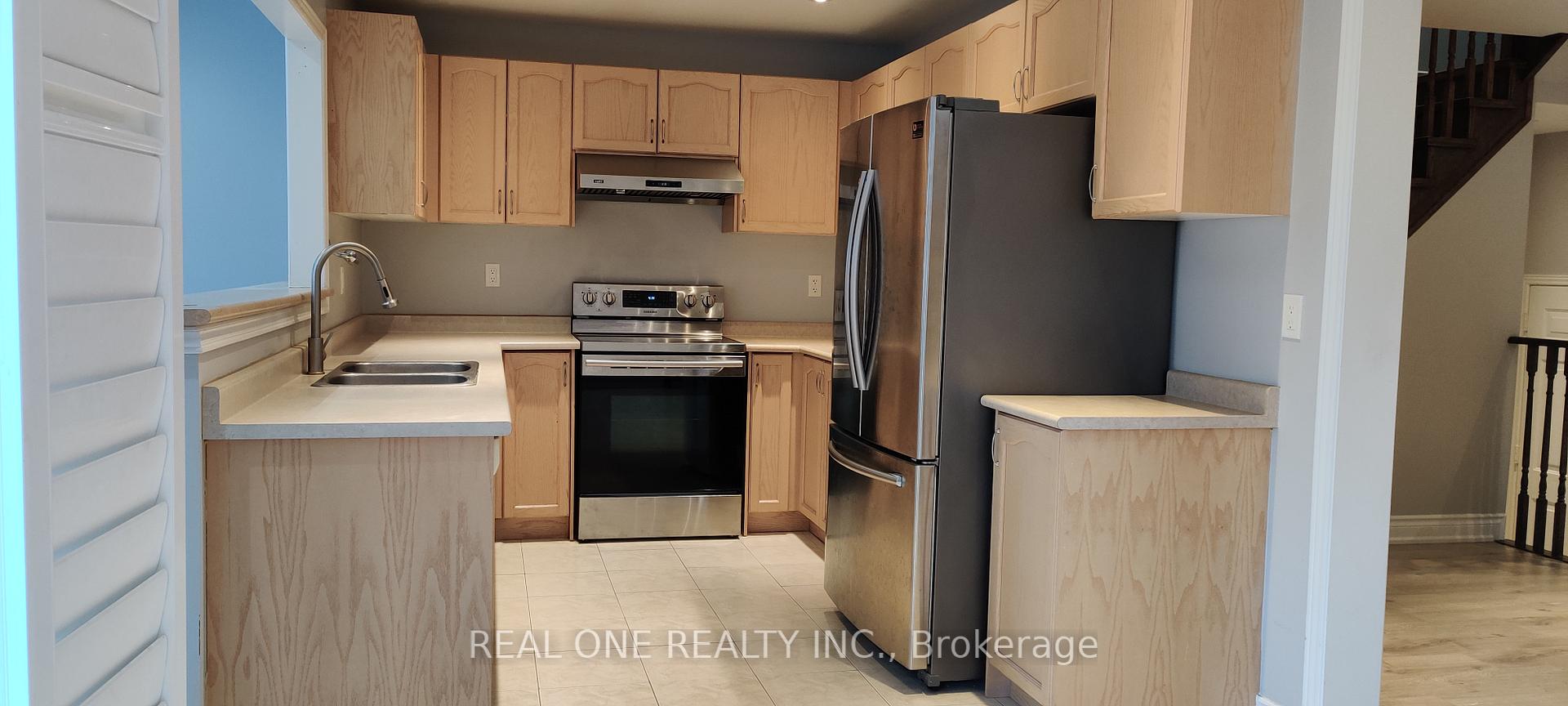 Photo 7 of 63 Briarcrest Drive, Markham, Berczy — HOMEH