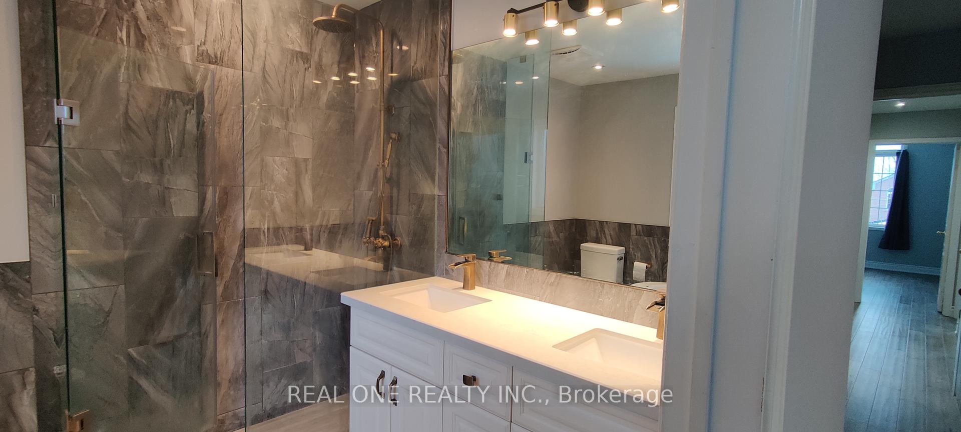 Photo 23 of 63 Briarcrest Drive, Markham, Berczy — HOMEH