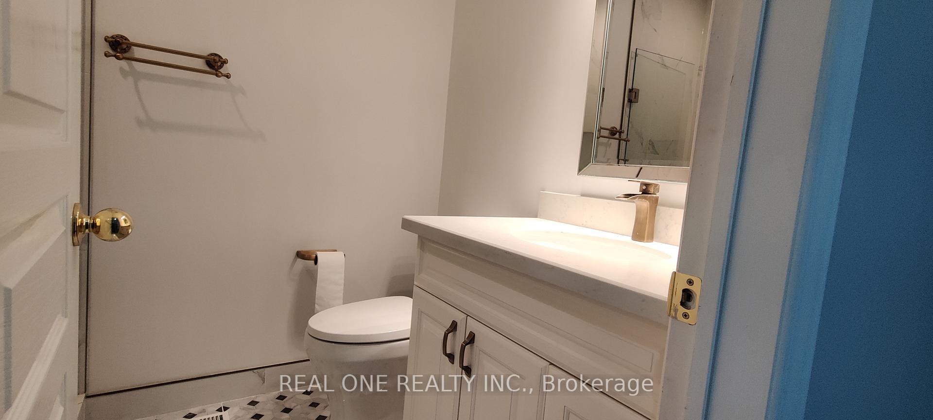 Photo 32 of 63 Briarcrest Drive, Markham, Berczy — HOMEH