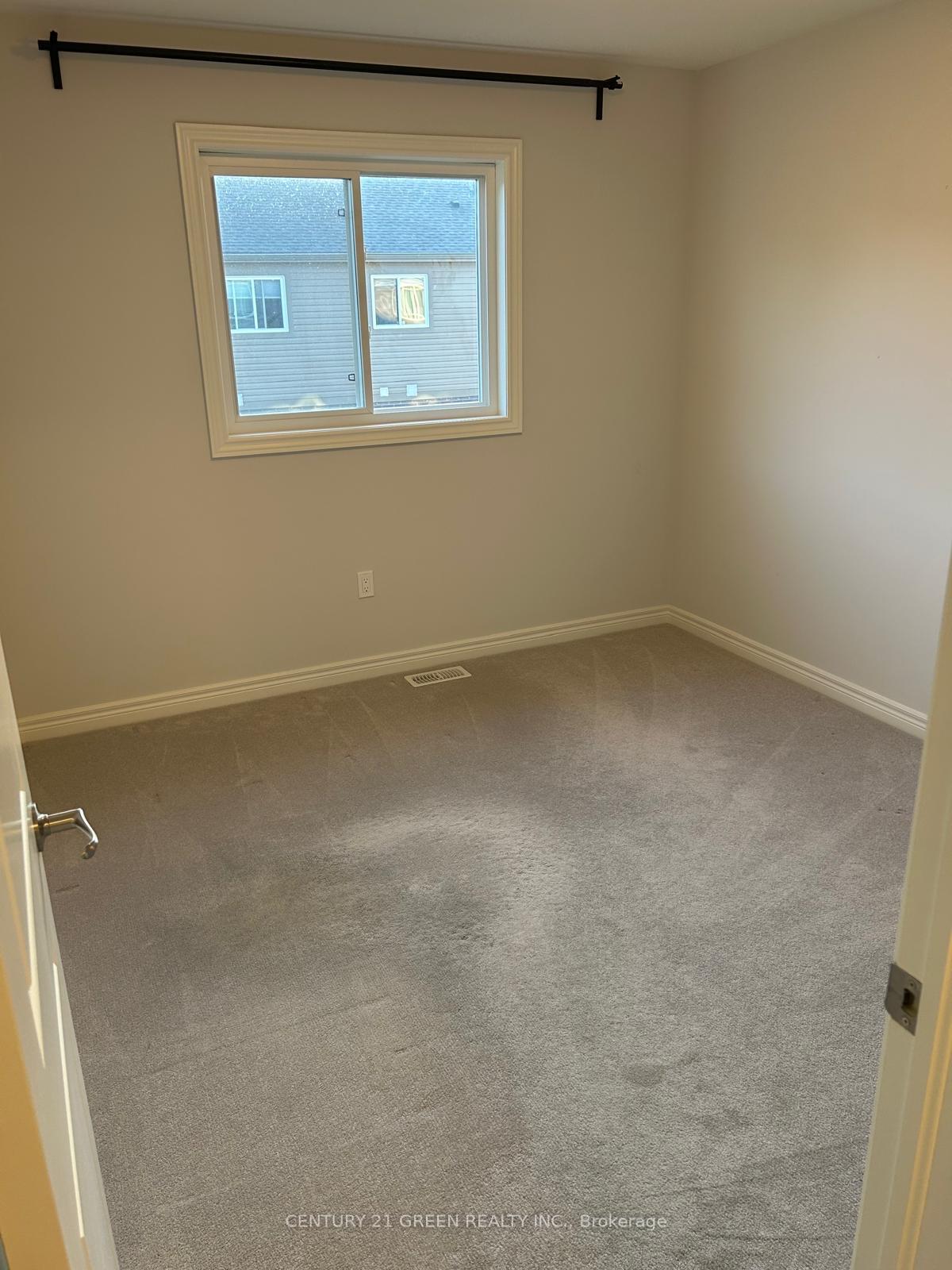 Photo 11 of Unit 19, 7945 Oldfield Road, Niagara Falls, Oldfield — HOMEH