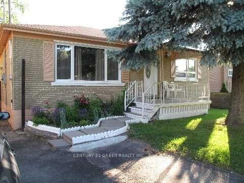 Photo 1 of Unit (Basement), 7142 Honeysuckle Avenue, Mississauga, Malton — HOMEH