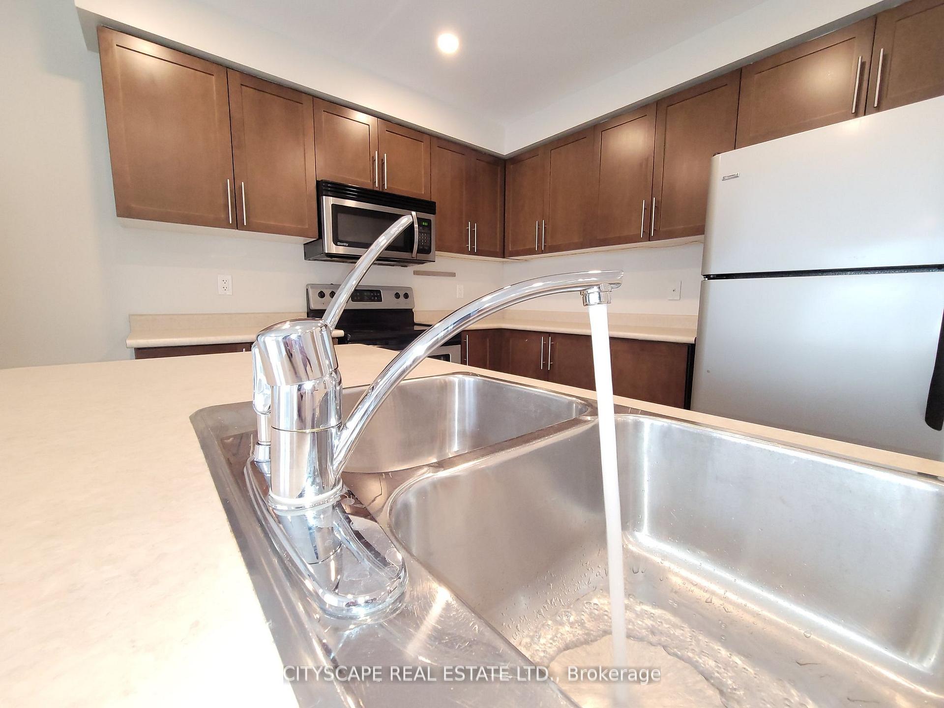 Photo 4 of 219 Mcginnis Crescent, Milton, Harrison — HOMEH