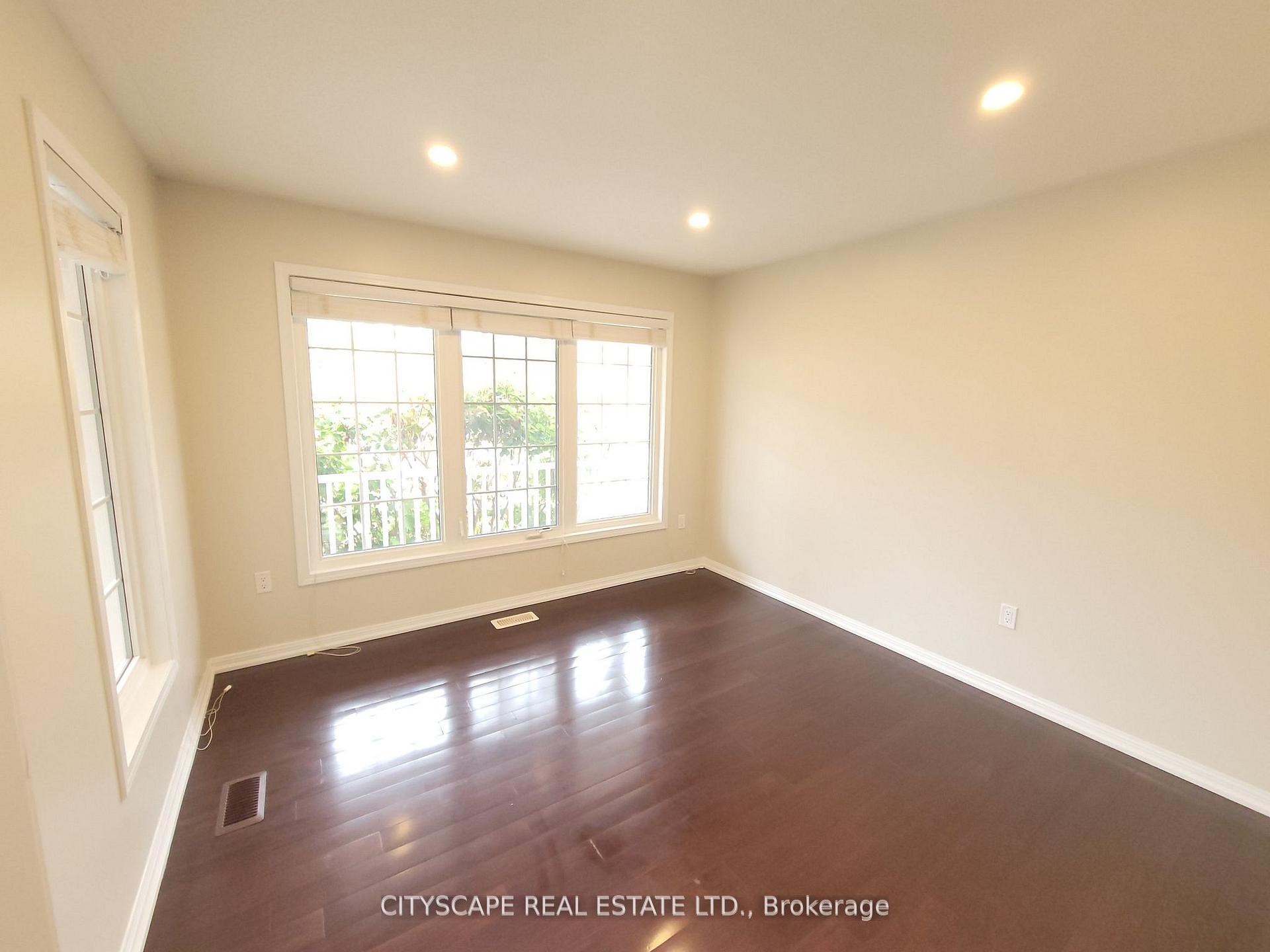 Photo 7 of 219 Mcginnis Crescent, Milton, Harrison — HOMEH