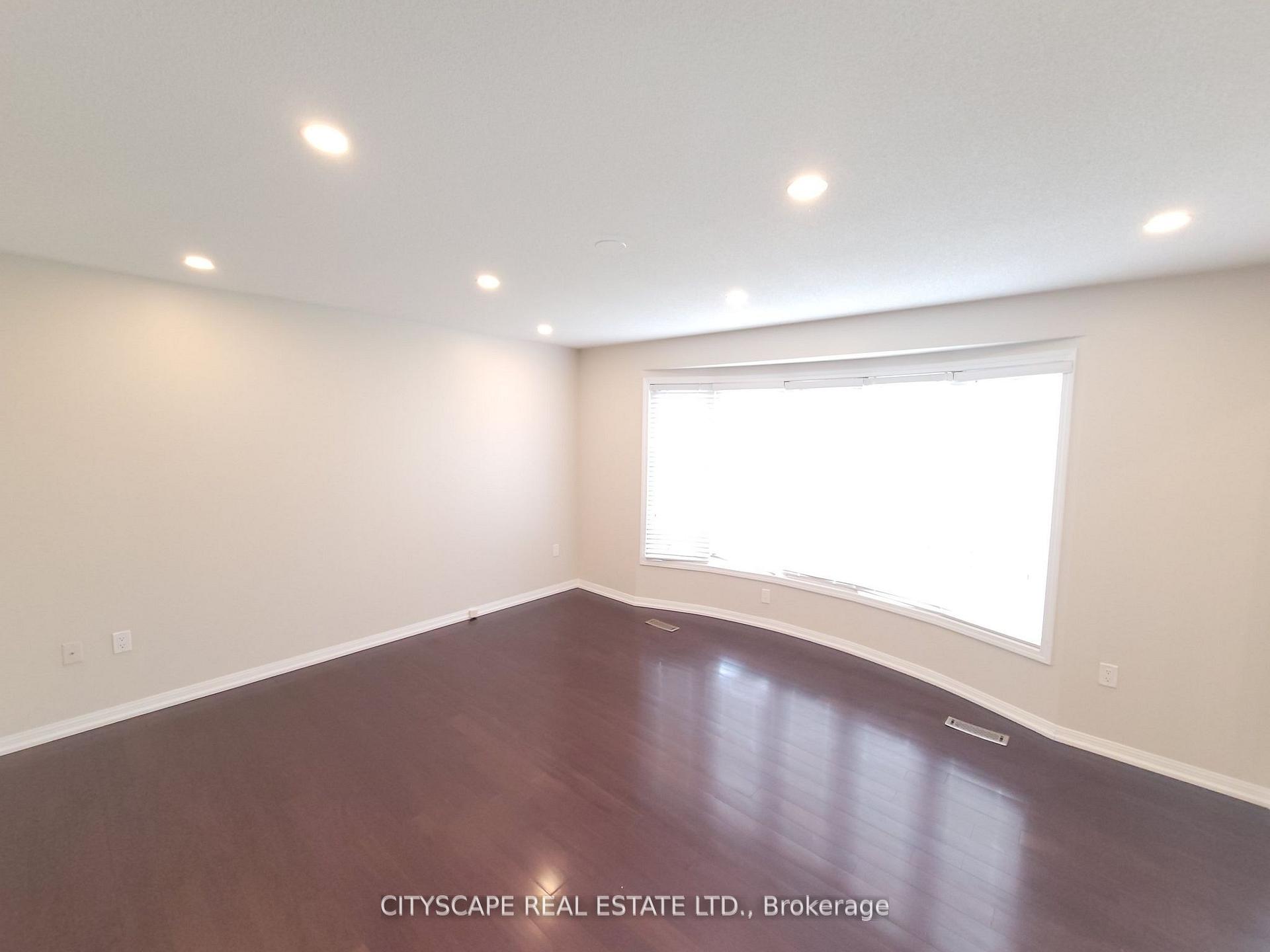 Photo 3 of 219 Mcginnis Crescent, Milton, Harrison — HOMEH