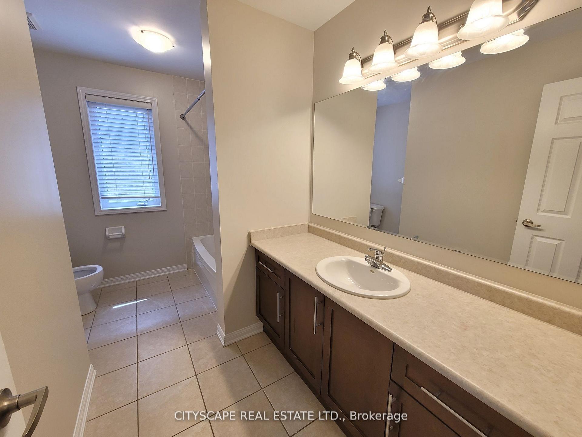 Photo 28 of 219 Mcginnis Crescent, Milton, Harrison — HOMEH