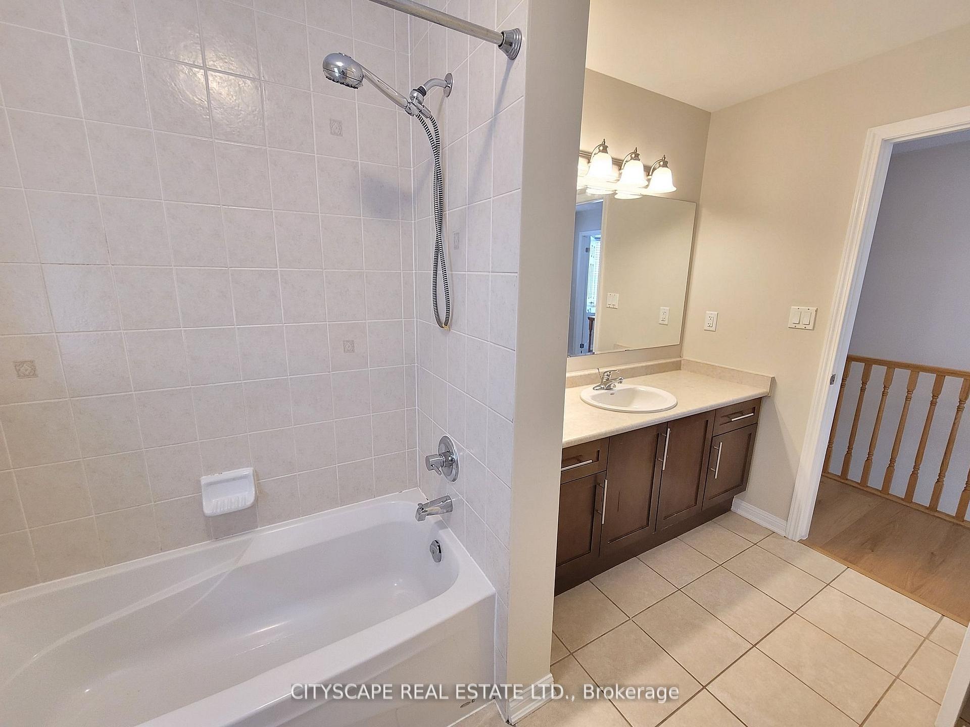 Photo 19 of 219 Mcginnis Crescent, Milton, Harrison — HOMEH