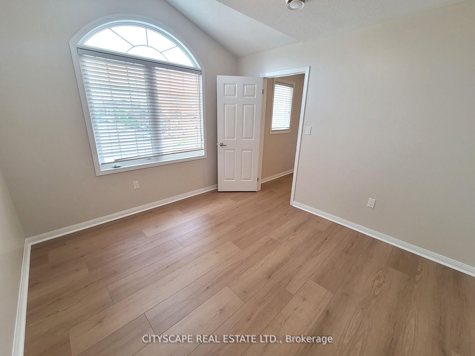 Photo 20 of 219 Mcginnis Crescent, Milton, Harrison — HOMEH
