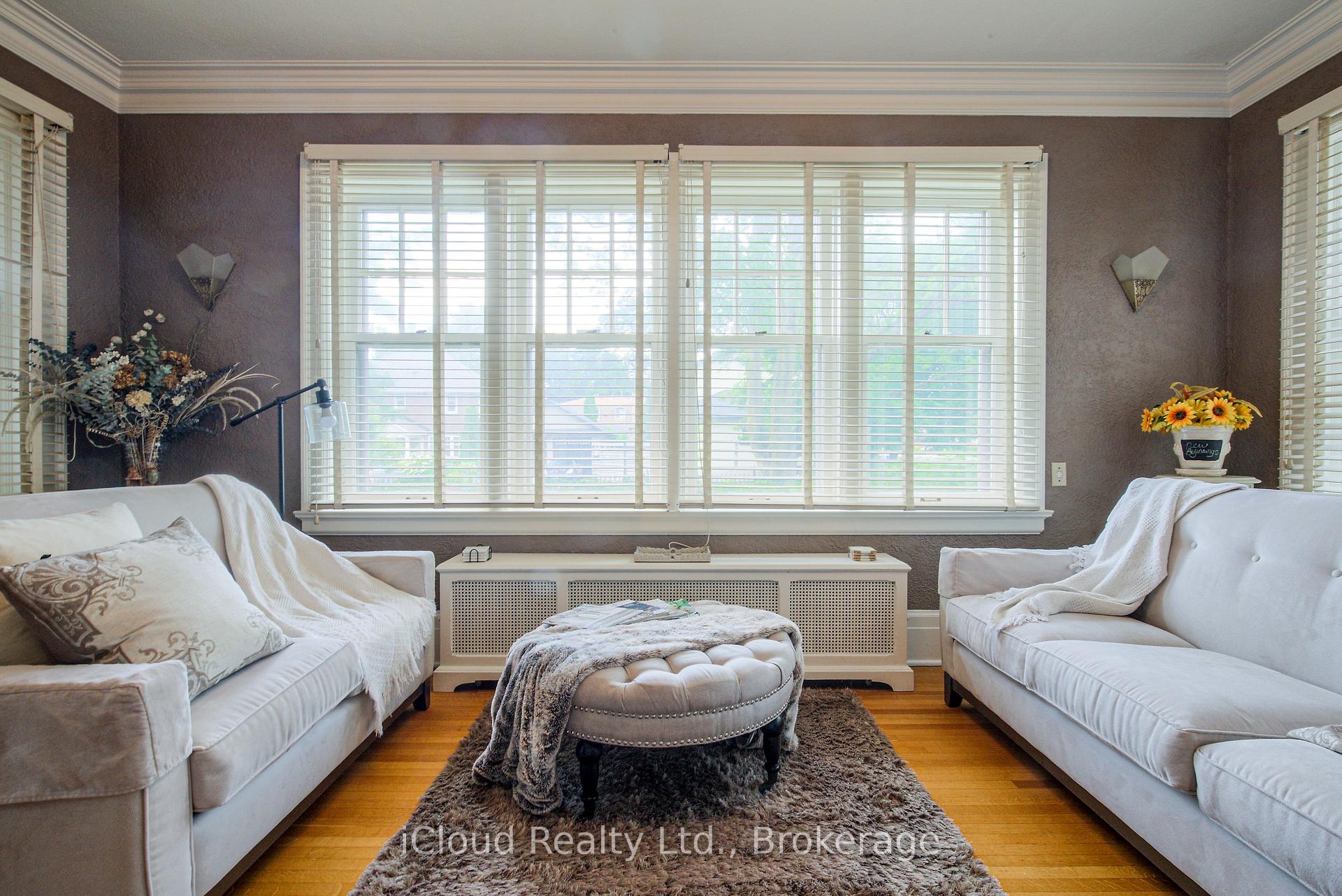 Photo 22 of 447 Simcoe Street N, Oshawa, O'Neill — HOMEH