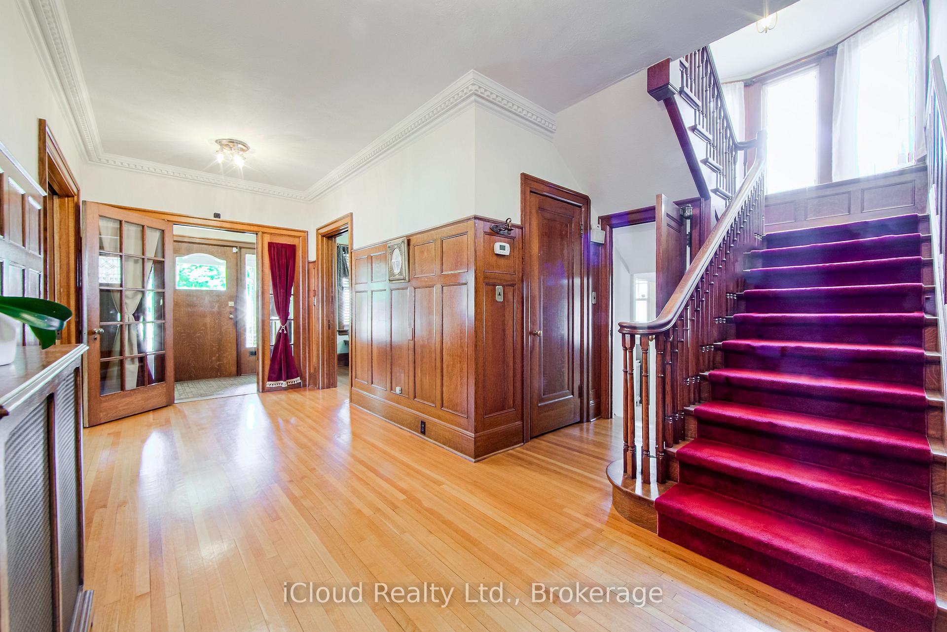 Photo 34 of 447 Simcoe Street N, Oshawa, O'Neill — HOMEH
