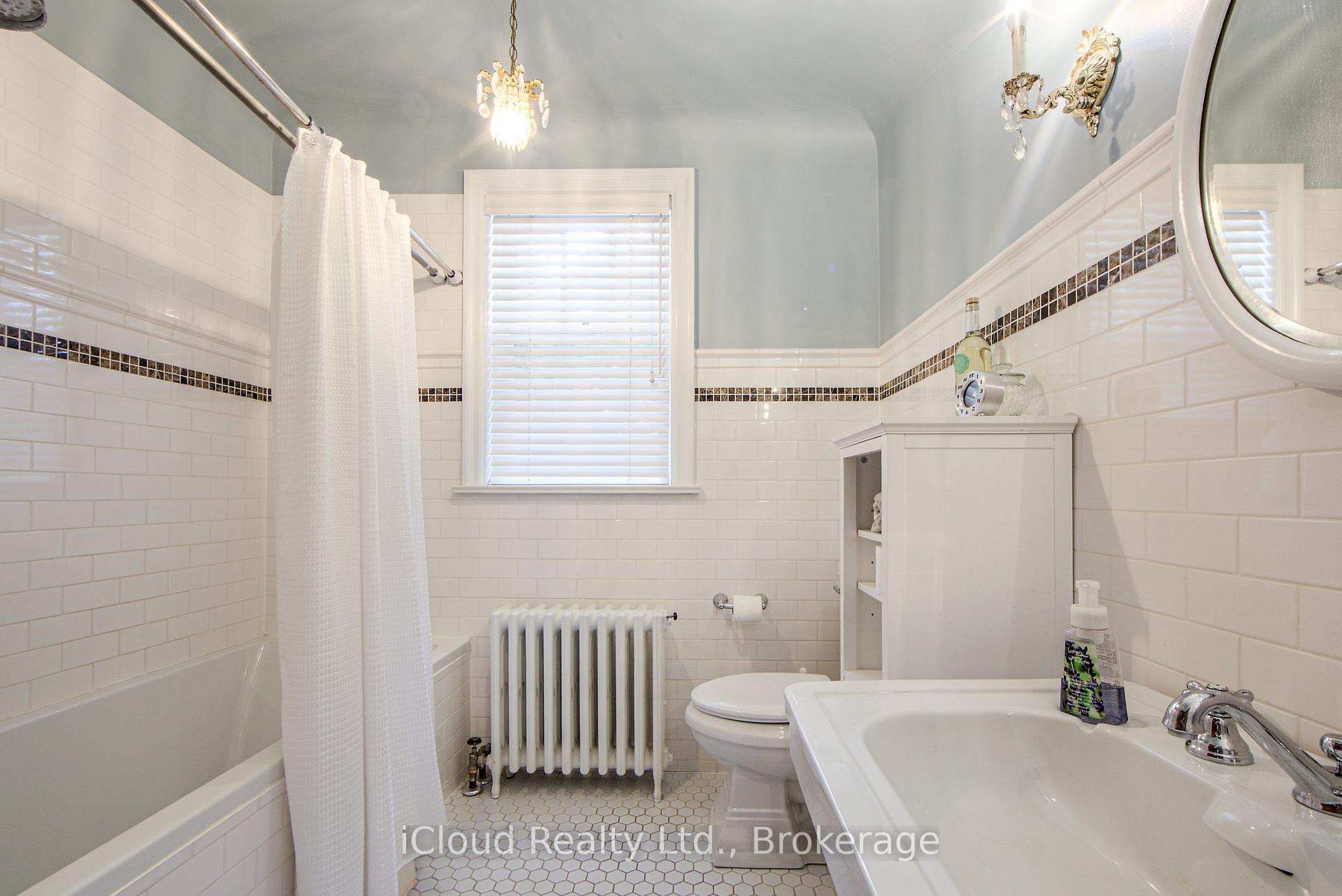 Photo 40 of 447 Simcoe Street N, Oshawa, O'Neill — HOMEH