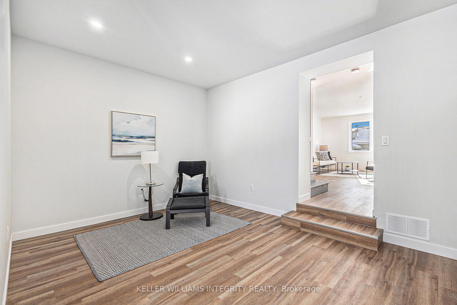 Photo 12 of 12-14 Queen Street, North Stormont, North Stormont (Finch) Twp — HOMEH