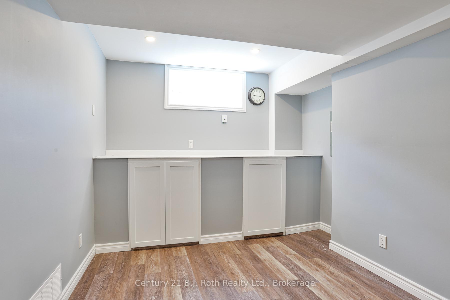 Photo 13 of 62 Dunlop Street, Orillia — HOMEH