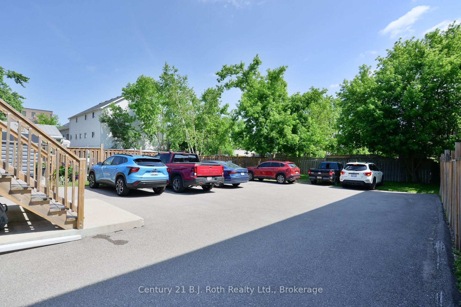 Photo 21 of 62 Dunlop Street, Orillia — HOMEH