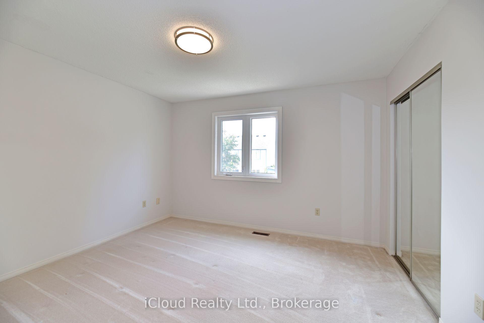 Photo 21 of 2845 Tradewind Drive, Mississauga, Meadowvale — HOMEH