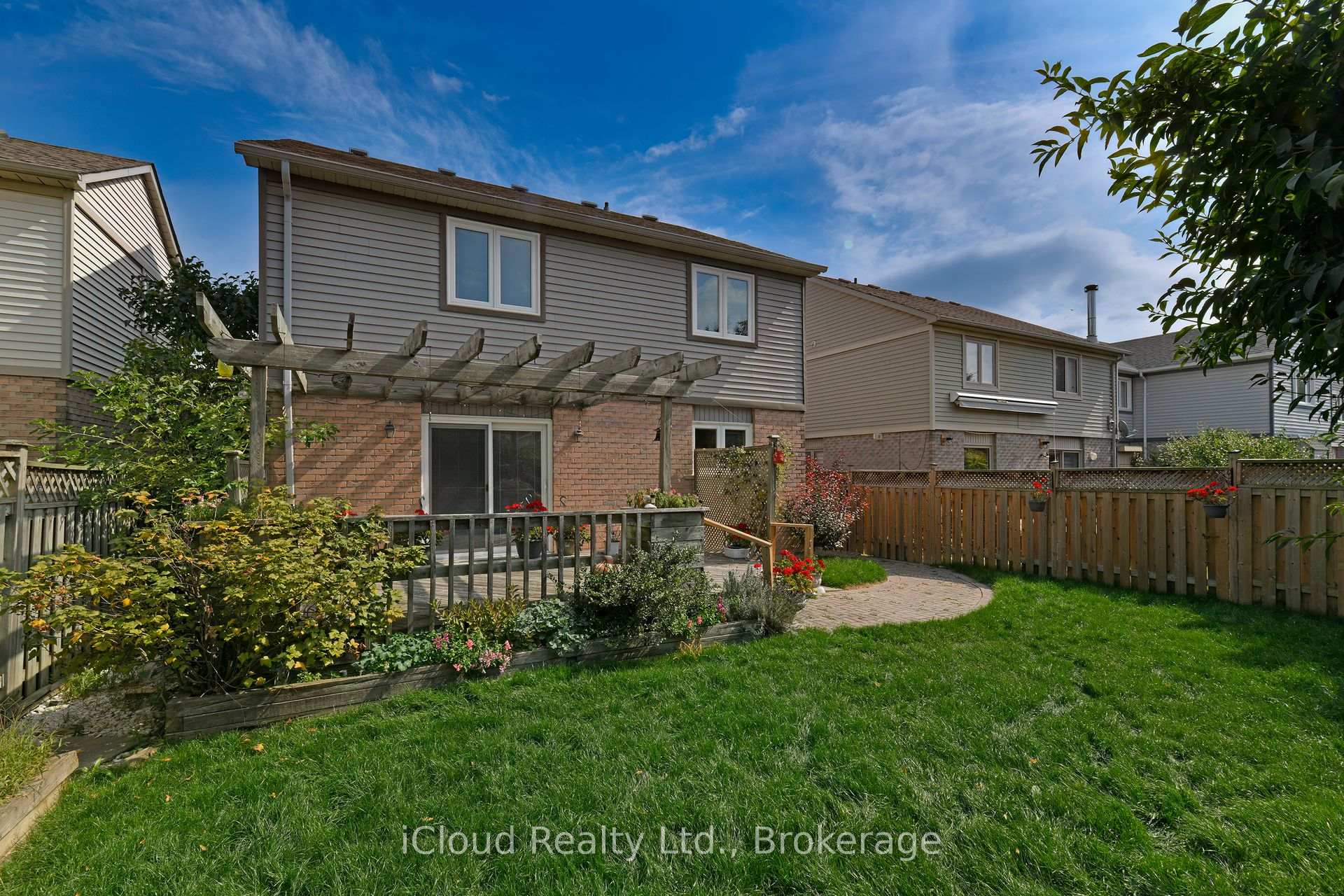 Photo 29 of 2845 Tradewind Drive, Mississauga, Meadowvale — HOMEH