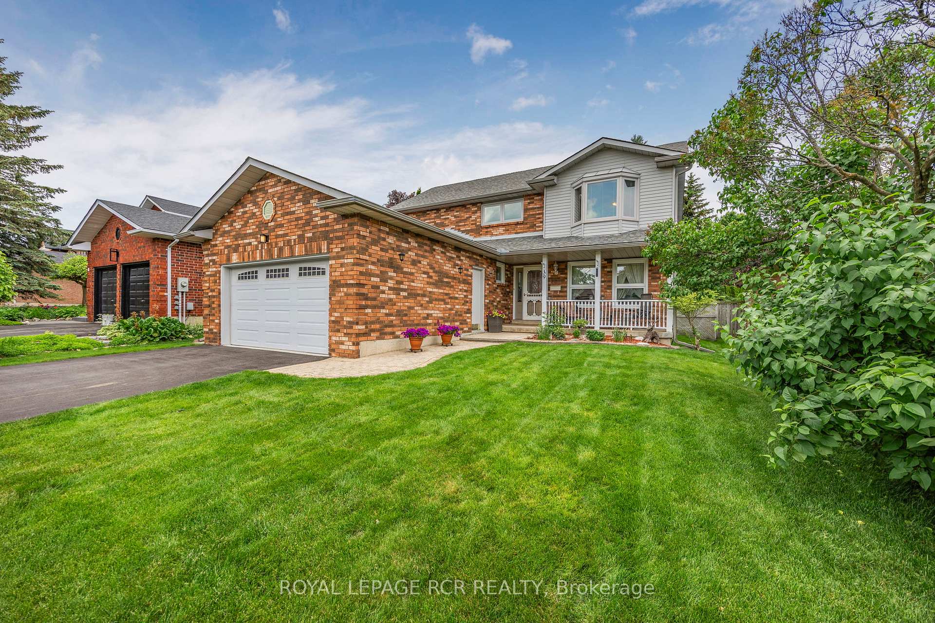 Front of 39 Passmore Avenue