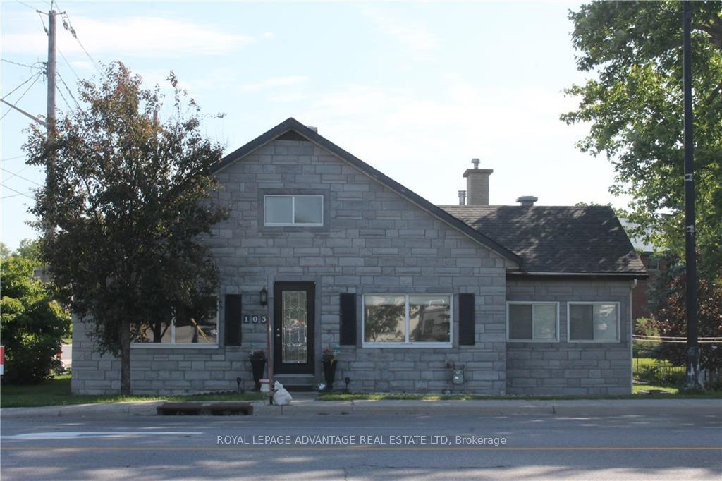 Front of 103 Wilson Street W