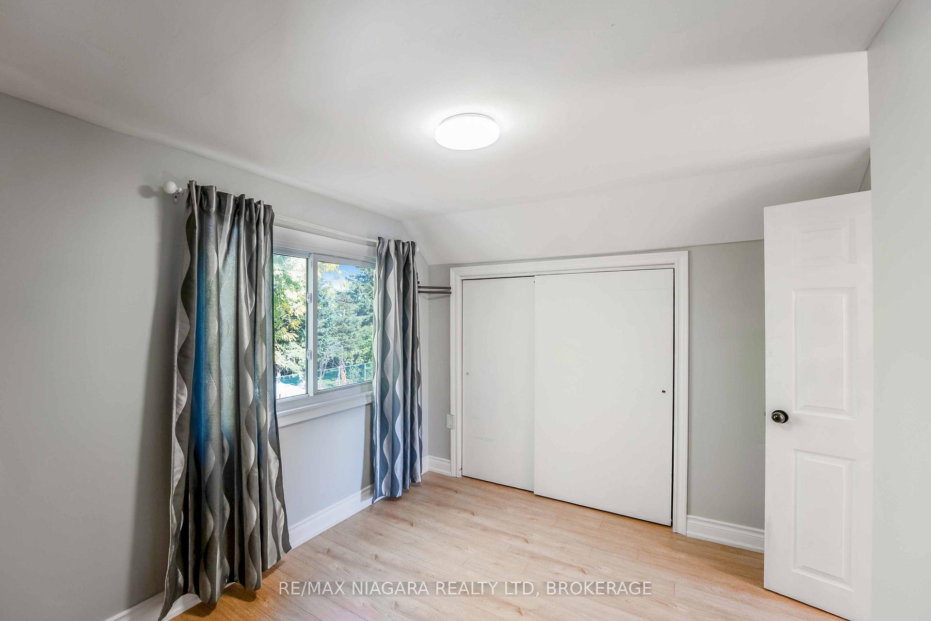 Photo 29 of 5231 Kitchener Street, Niagara Falls, Clifton Hill — HOMEH