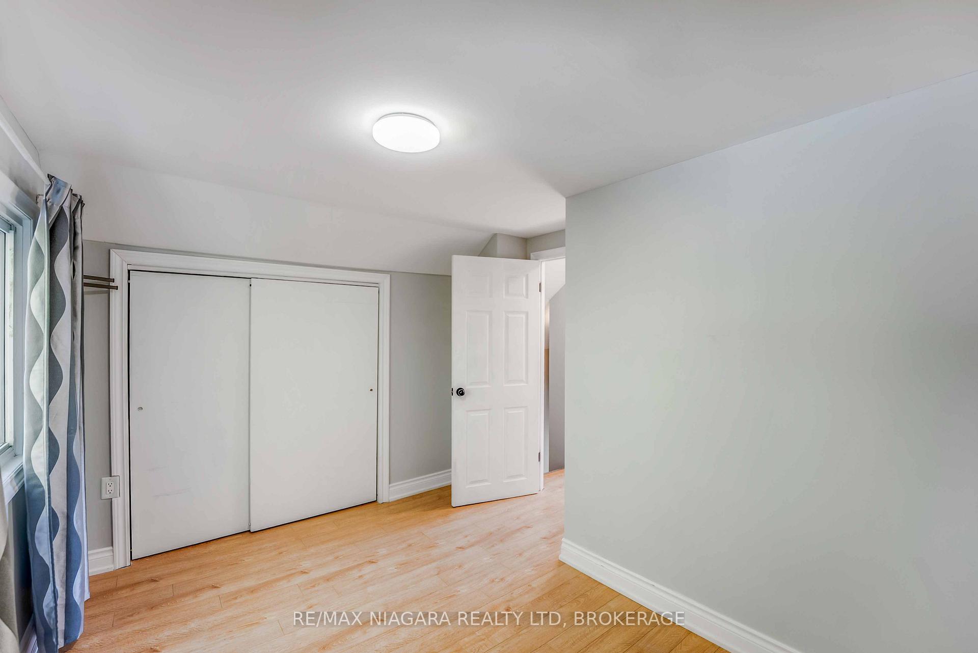 Photo 31 of 5231 Kitchener Street, Niagara Falls, Clifton Hill — HOMEH