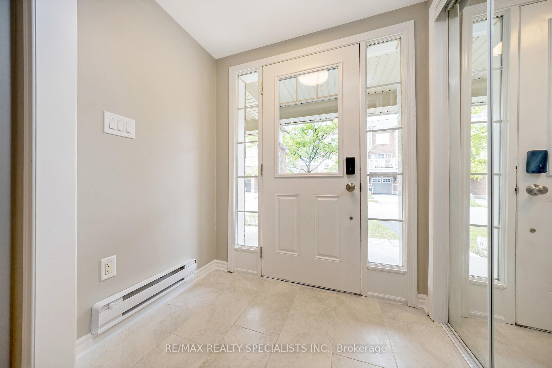 Photo 2 of 1573 Leblanc Court, Milton, Ford — HOMEH