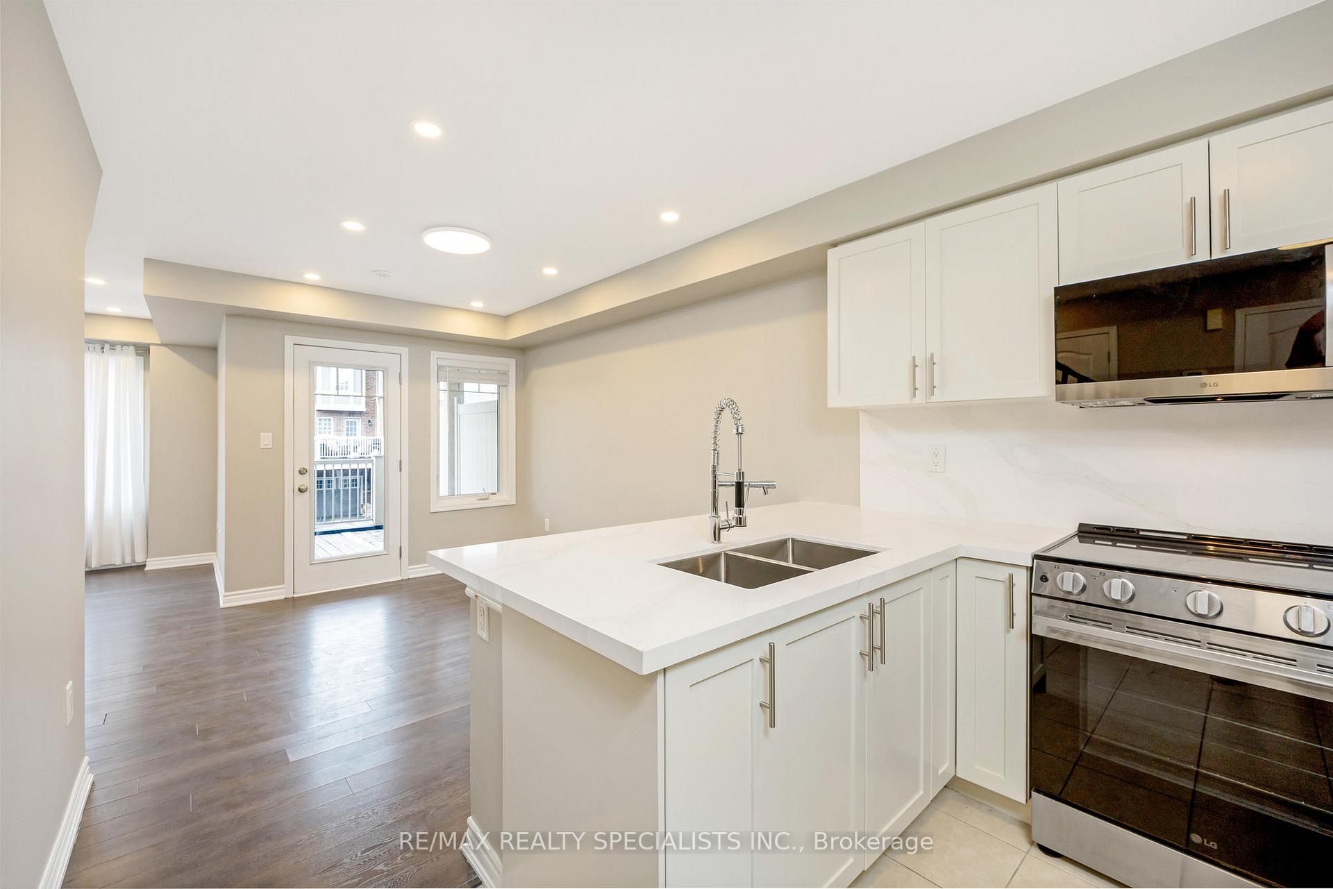 Photo 7 of 1573 Leblanc Court, Milton, Ford — HOMEH
