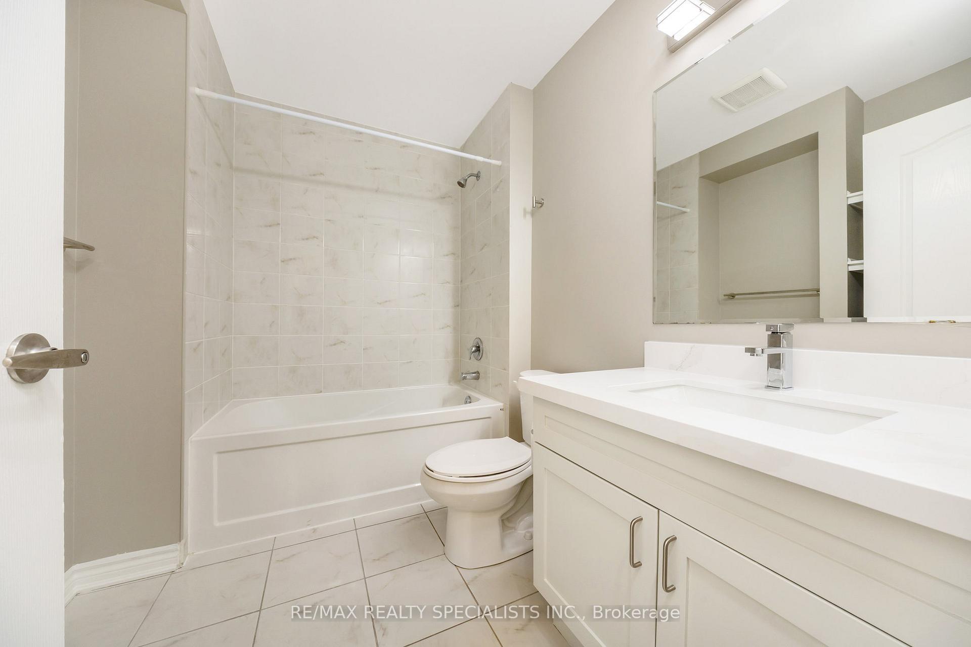 Photo 12 of 1573 Leblanc Court, Milton, Ford — HOMEH