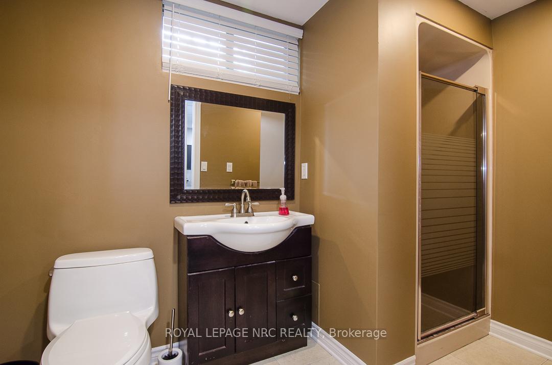 Photo 34 of 46 Millbridge Crescent, Pelham, Fonthill — HOMEH