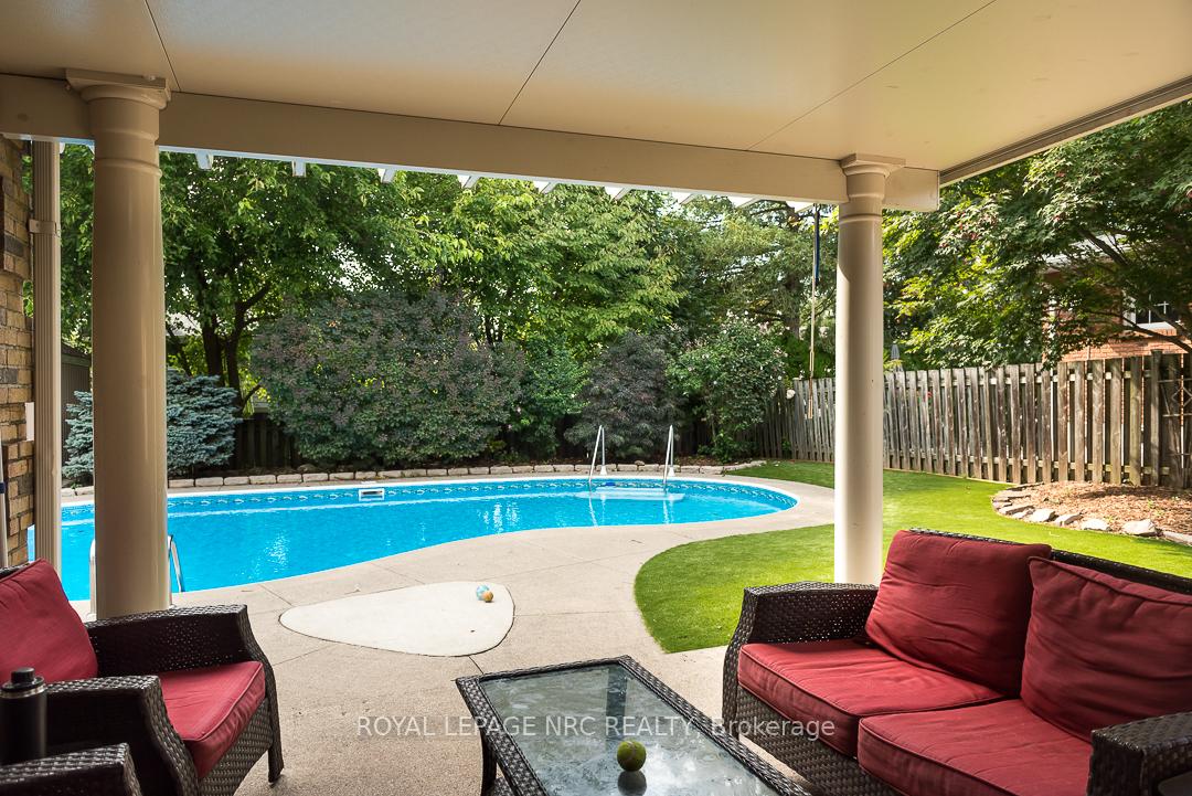 Photo 36 of 46 Millbridge Crescent, Pelham, Fonthill — HOMEH