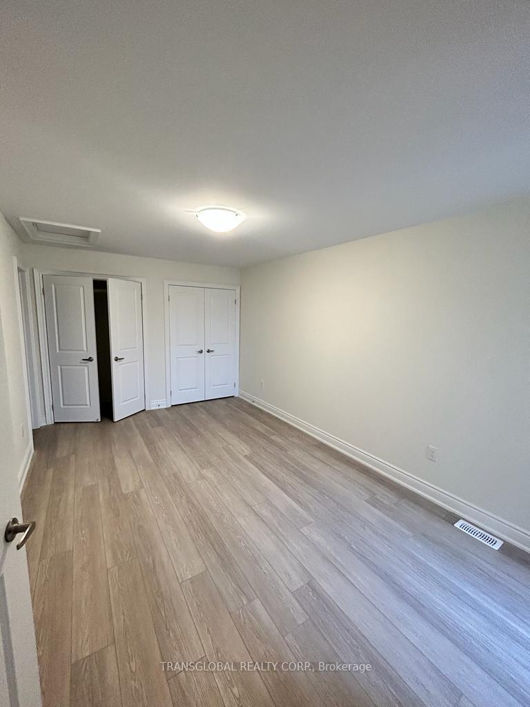 Photo 6 of 63 Therma Crescent, Markham, Victoria Square — HOMEH