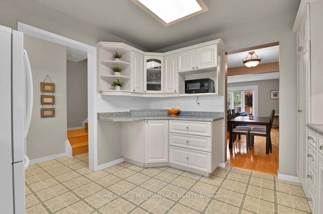 Photo 6 of 6252 Paddler Way, Ottawa, Hiawatha Park/Convent Glen — HOMEH