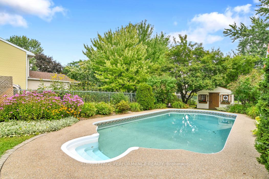 Photo 30 of 6252 Paddler Way, Ottawa, Hiawatha Park/Convent Glen — HOMEH