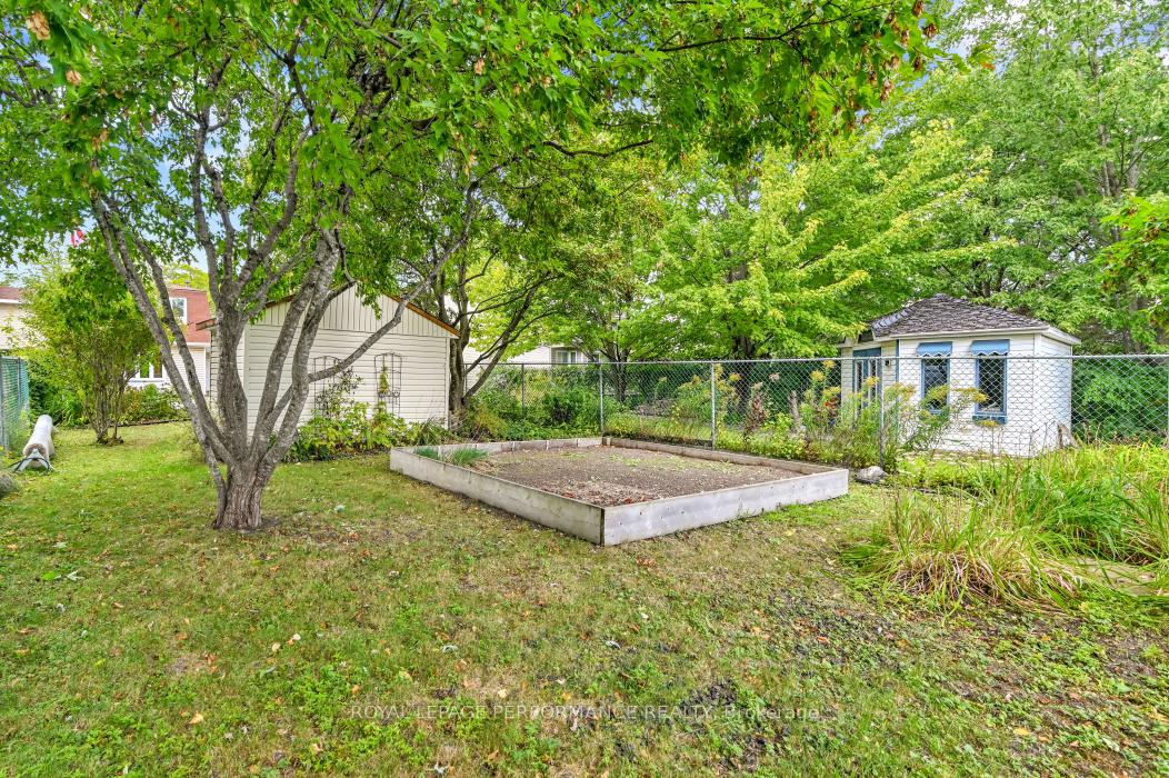 Photo 36 of 6252 Paddler Way, Ottawa, Hiawatha Park/Convent Glen — HOMEH
