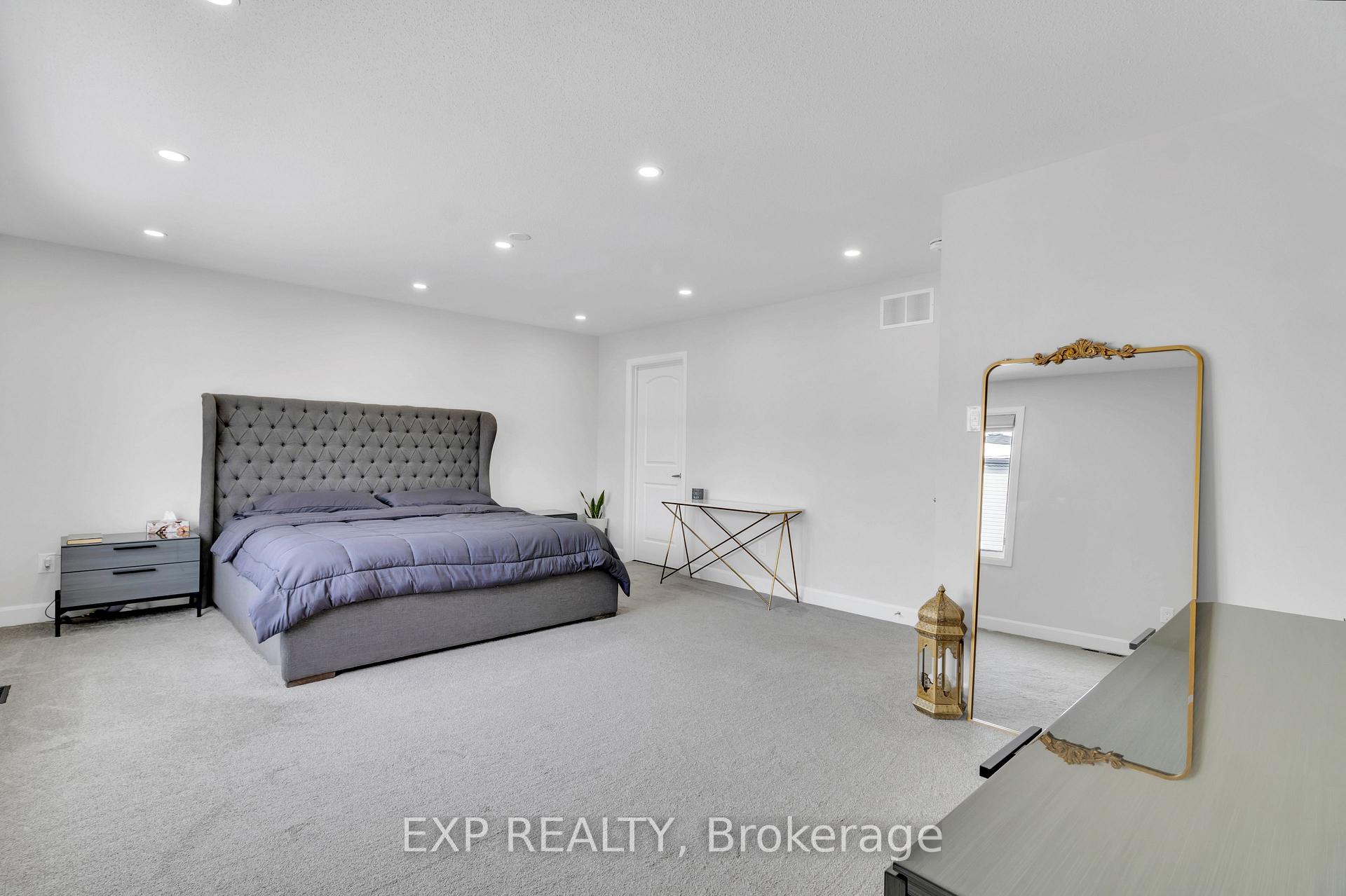 Photo 11 of 730 Vennecy Terrace, Ottawa, Chapel Hill South - Orleans Village — HOMEH