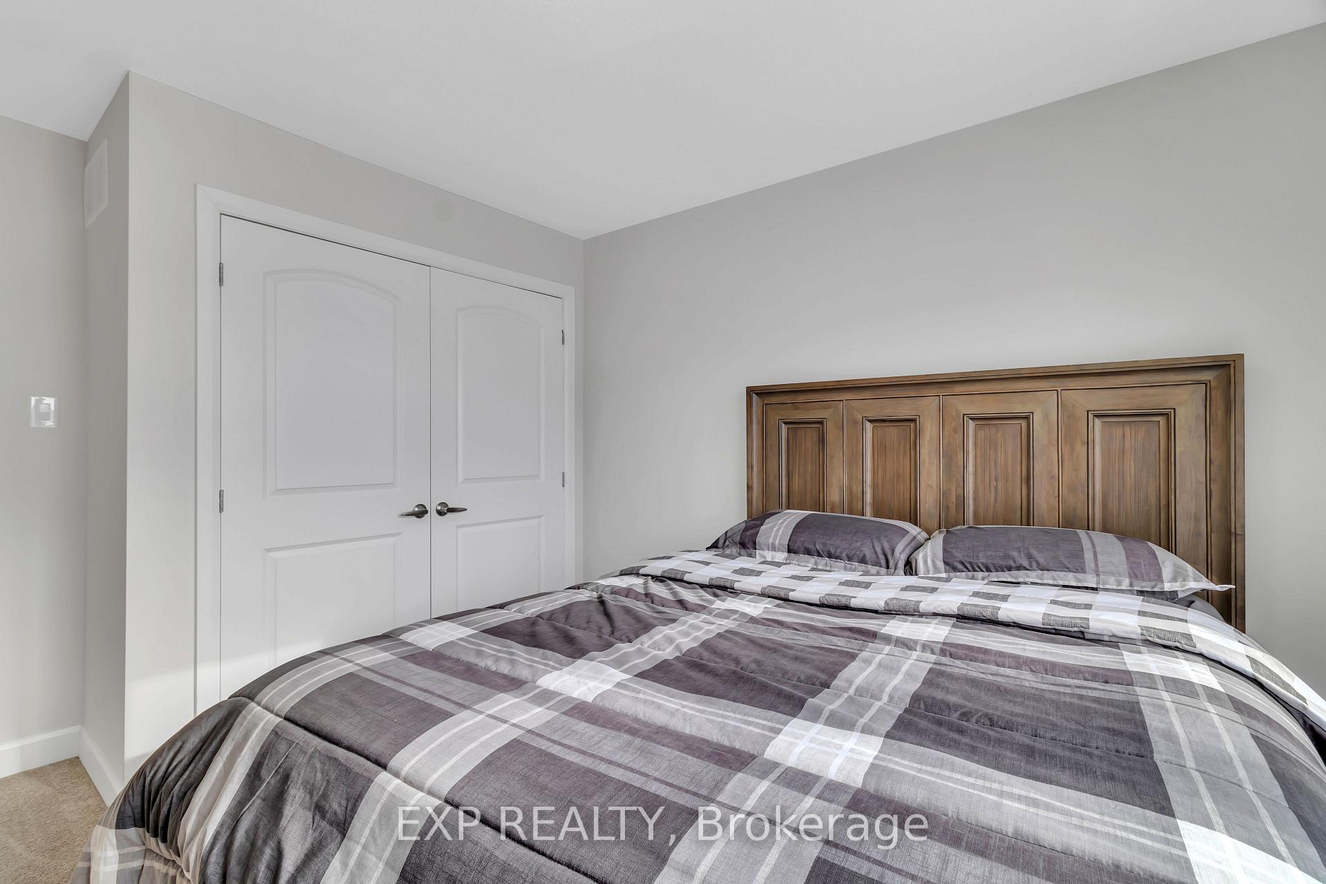 Photo 15 of 730 Vennecy Terrace, Ottawa, Chapel Hill South - Orleans Village — HOMEH