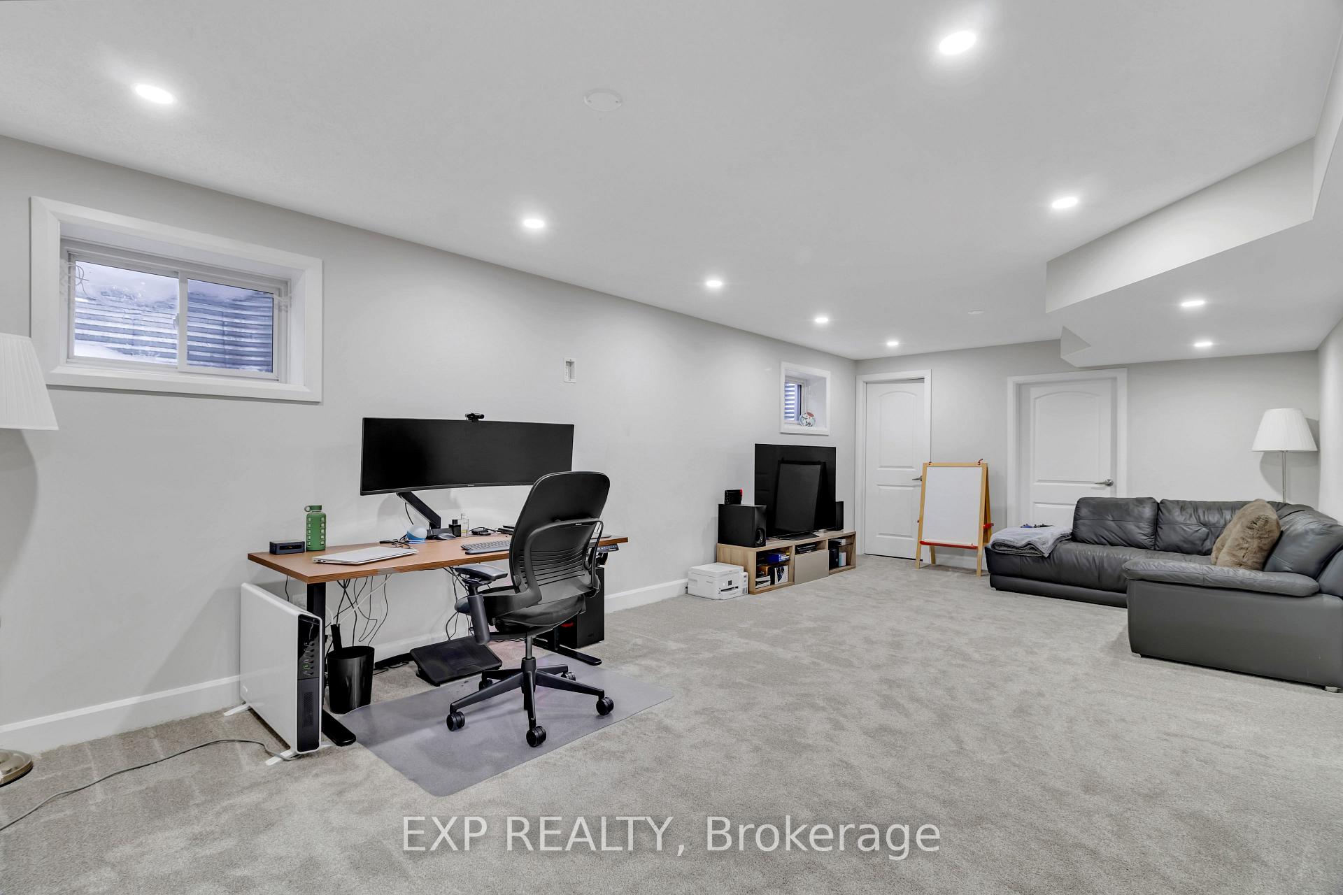 Photo 19 of 730 Vennecy Terrace, Ottawa, Chapel Hill South - Orleans Village — HOMEH