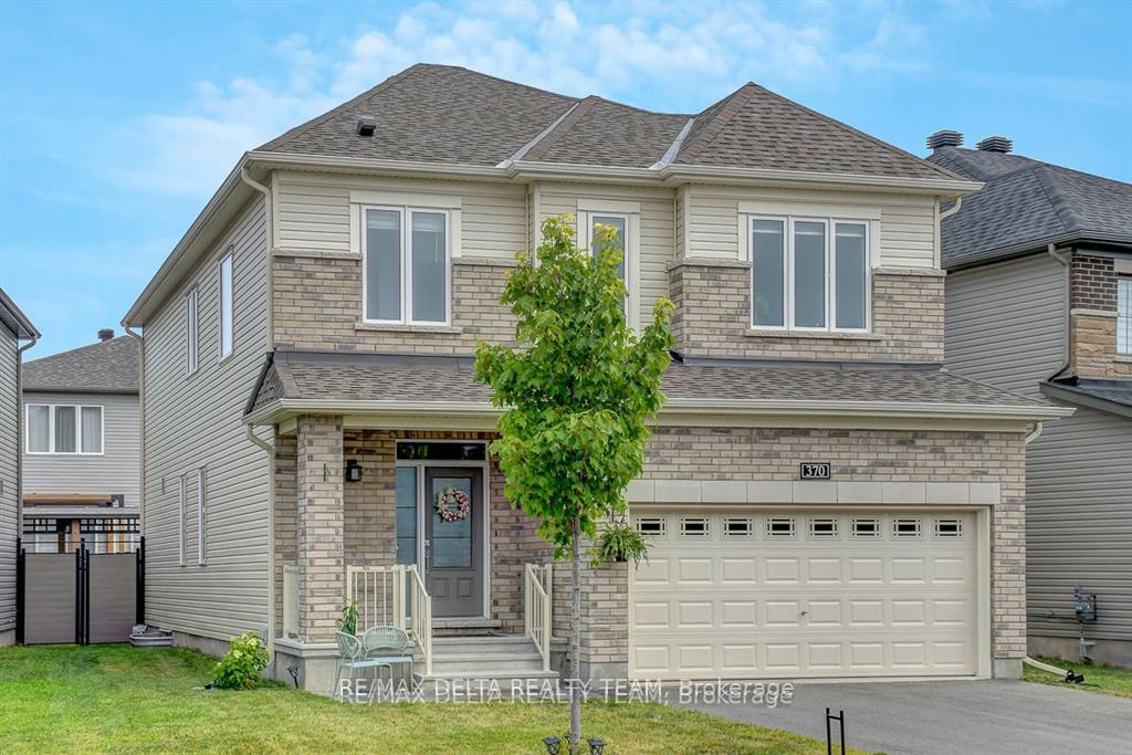 Photo 2 of 370 Aquaview Drive, Ottawa, Avalon East — HOMEH