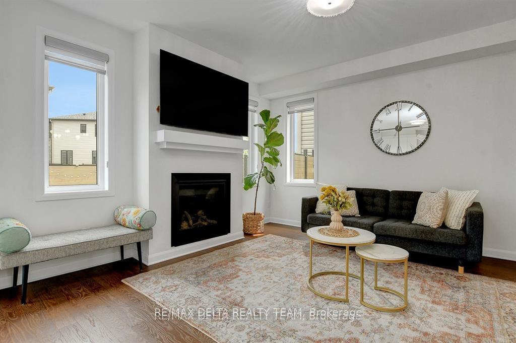 Photo 9 of 370 Aquaview Drive, Ottawa, Avalon East — HOMEH
