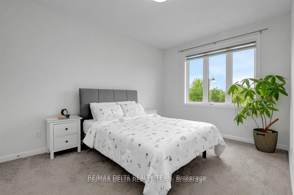 Photo 21 of 370 Aquaview Drive, Ottawa, Avalon East — HOMEH