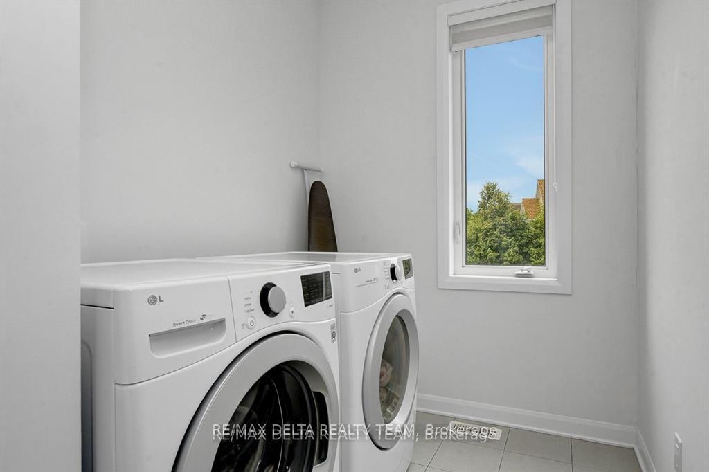 Photo 23 of 370 Aquaview Drive, Ottawa, Avalon East — HOMEH