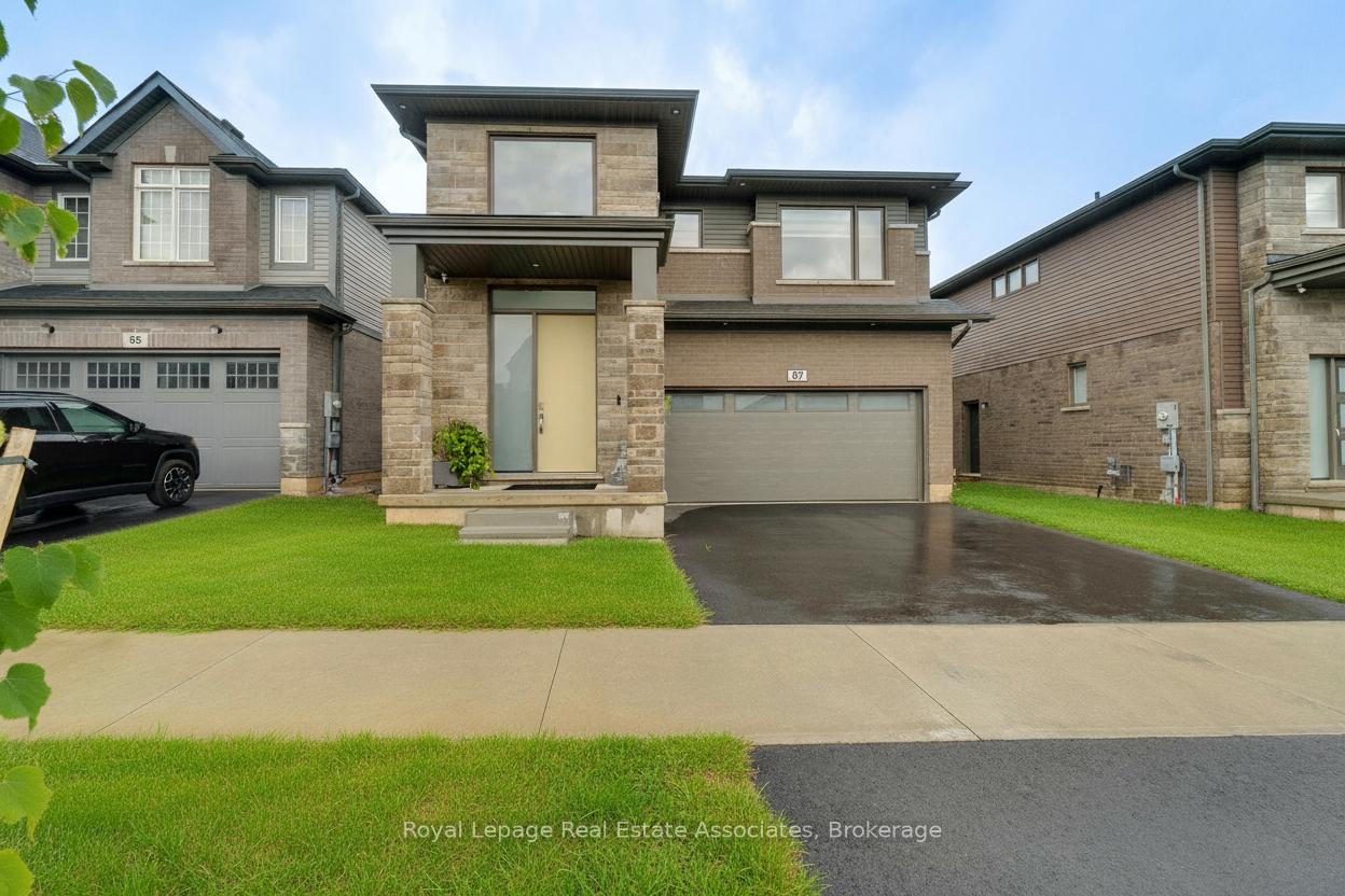 Photo 2 of 87 Acacia Road, Pelham, Fonthill — HOMEH