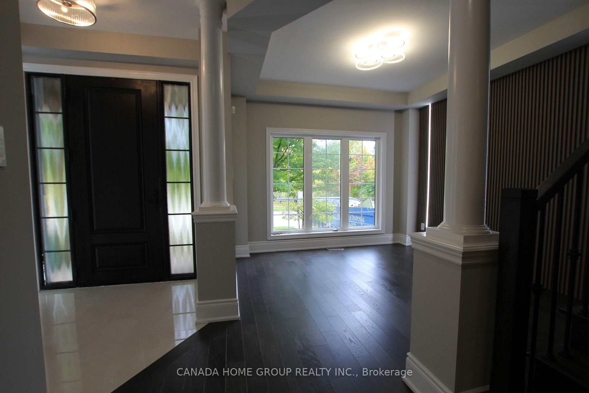 Photo 4 of 129 Creek Path Avenue, Oakville, Bronte — HOMEH