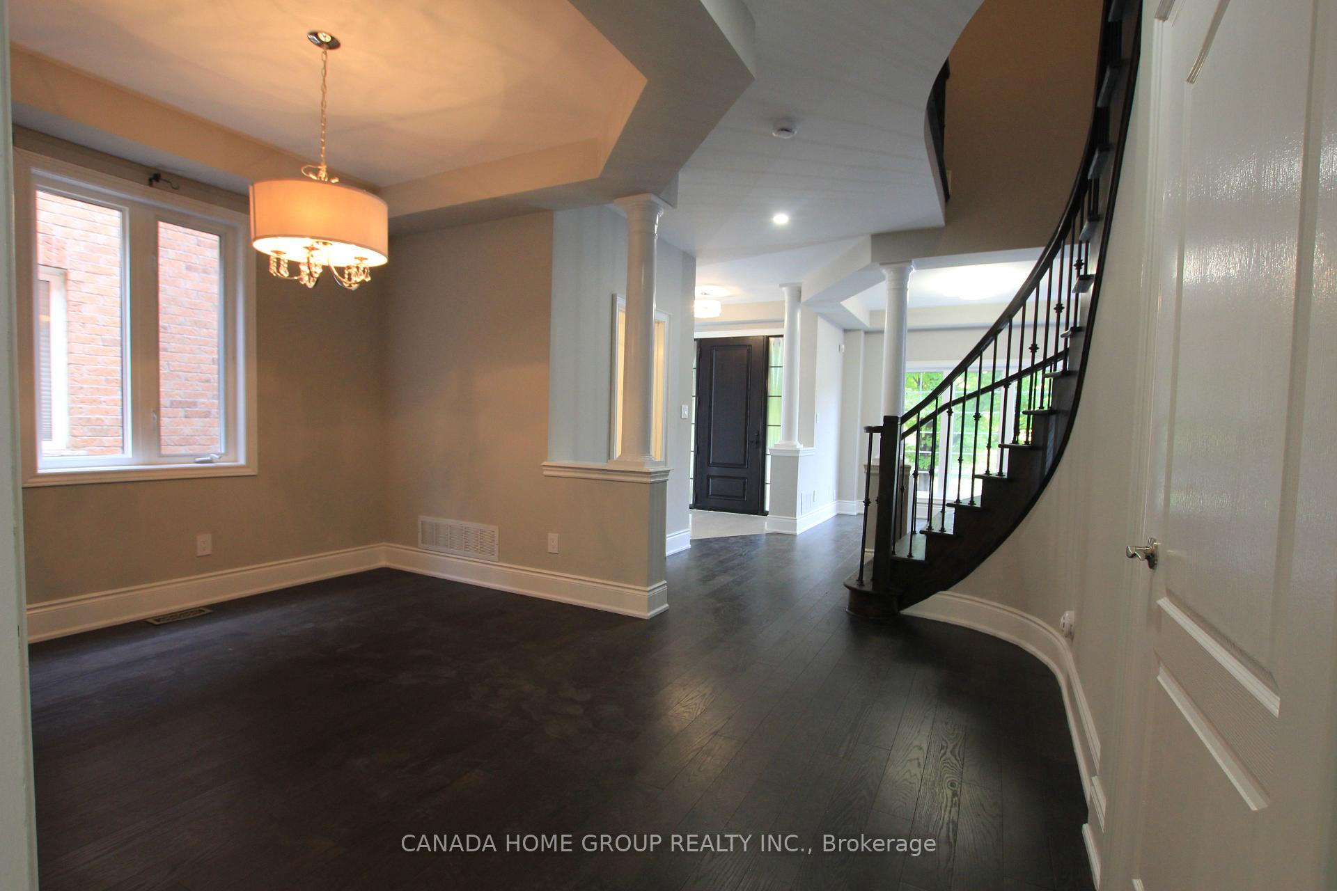 Photo 7 of 129 Creek Path Avenue, Oakville, Bronte — HOMEH