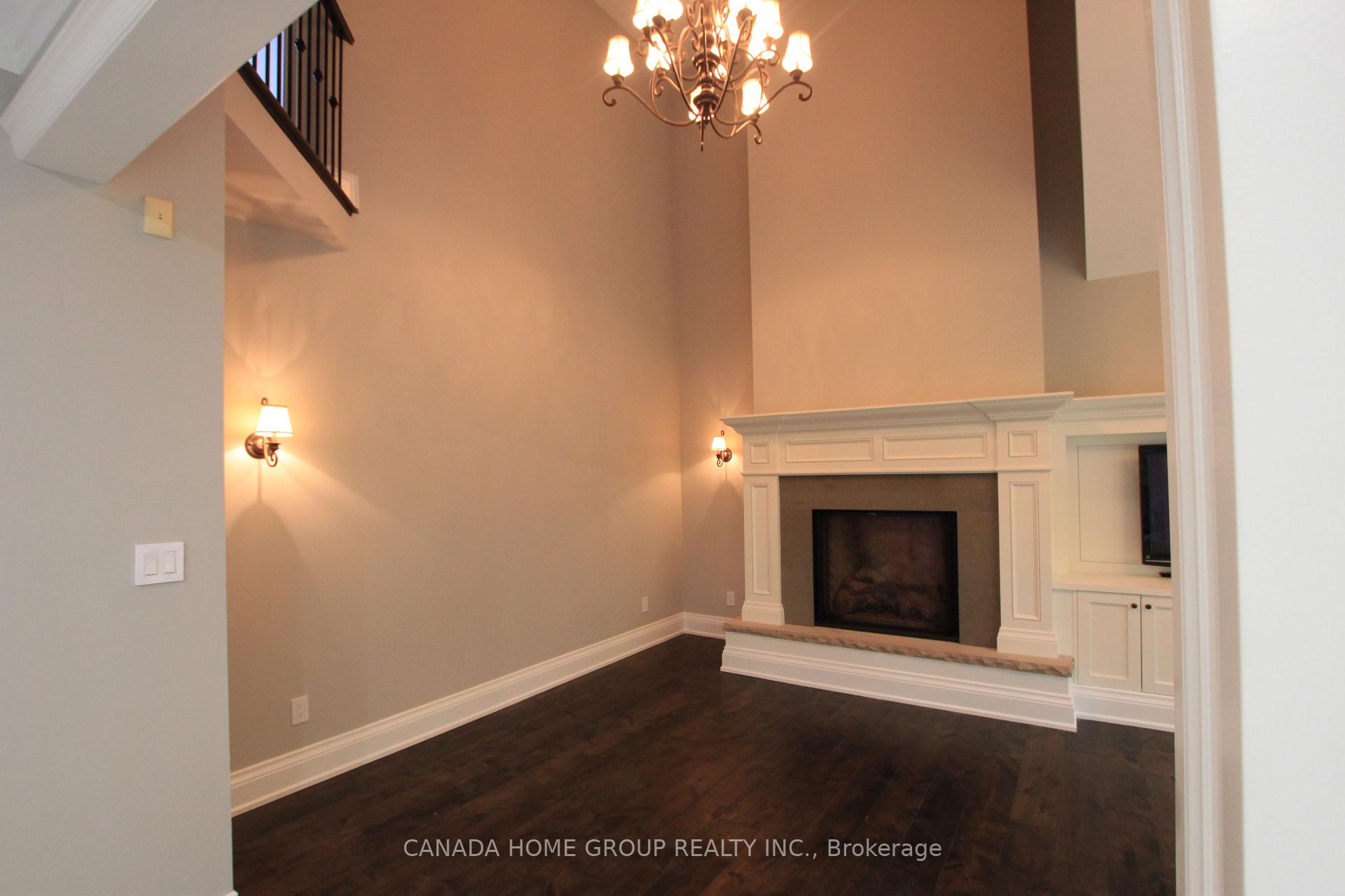 Photo 8 of 129 Creek Path Avenue, Oakville, Bronte — HOMEH